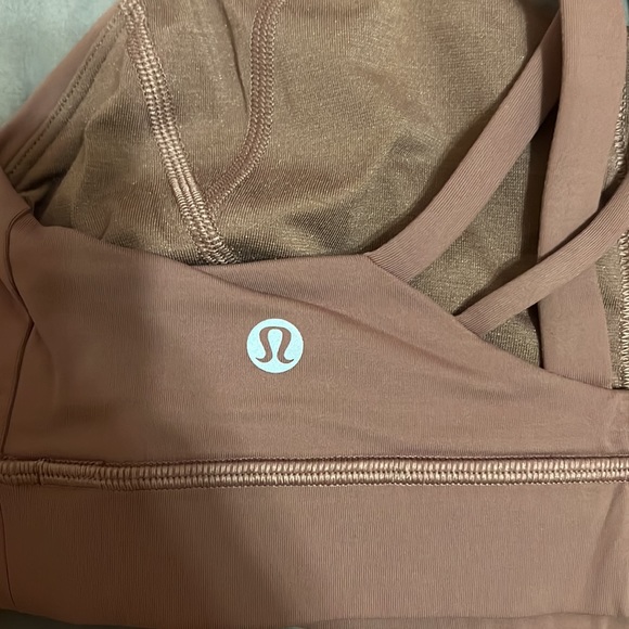 lululemon sports bra - Picture 3 of 3